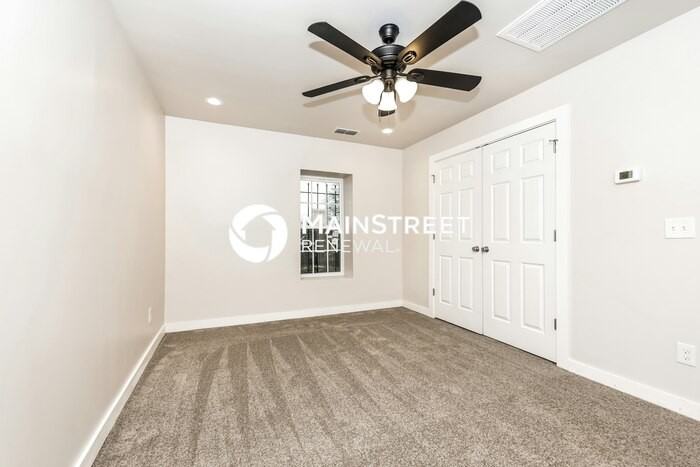 815 Lena St - Photo 7 of 16