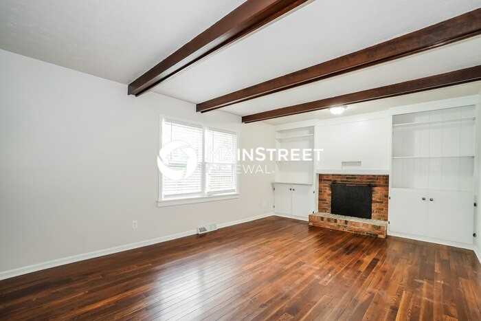 1881 Faymeadow Ave - Photo 5 of 20