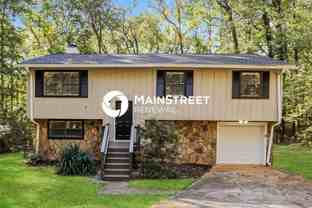 140 Huntridge Dr - Photo 1 of 1