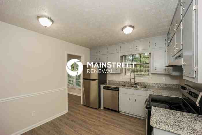 140 Huntridge Dr - Photo 6 of 19