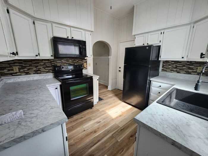 765 Farrington St #765 - Photo 4 of 20