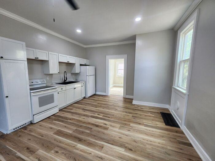 1000 S 8th St #1000 - Photo 3 of 17