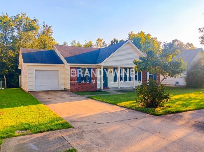 6895 Southknoll Ave - Photo 3 of 20