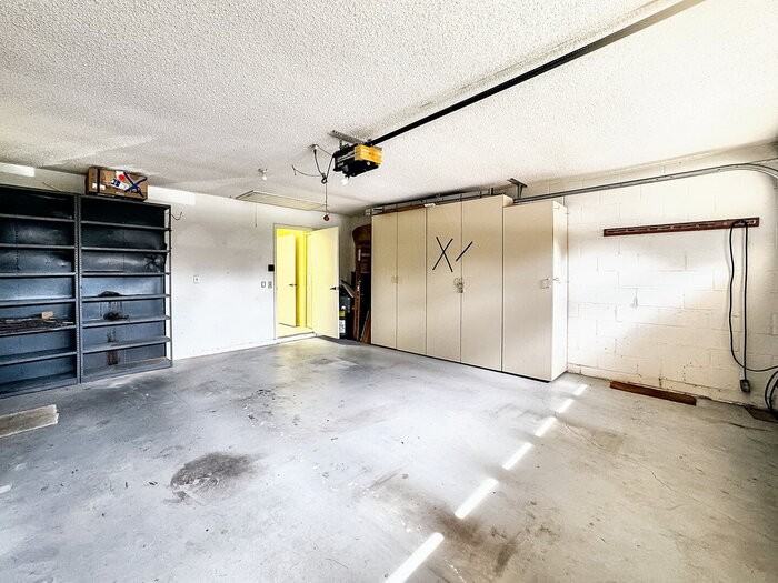 4819 Prince George Circle - Photo 3 of 31