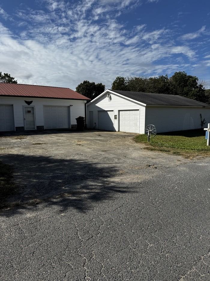 5667 Turner Drive - Photo 2 of 20