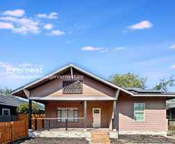 207 University Ave - Photo 1 of 1