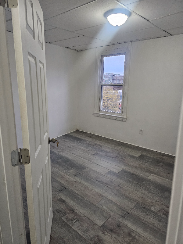 113 Kirkpatrick St - Photo 6 of 23