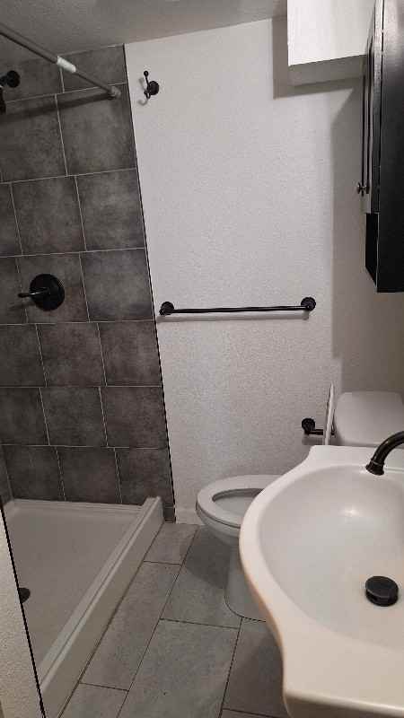 13005 E Elk Pl - Photo 5 of 16