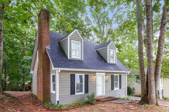 1005 Chockecherry Ln - Photo 5 of 14