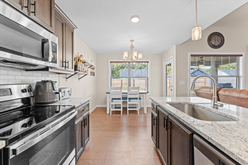 1498 Fredrick Dr - Photo 3 of 12