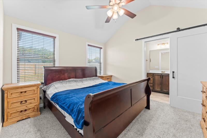 1498 Fredrick Dr - Photo 6 of 12