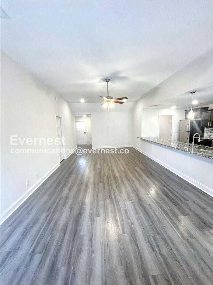 214 King Rd - Photo 5 of 22