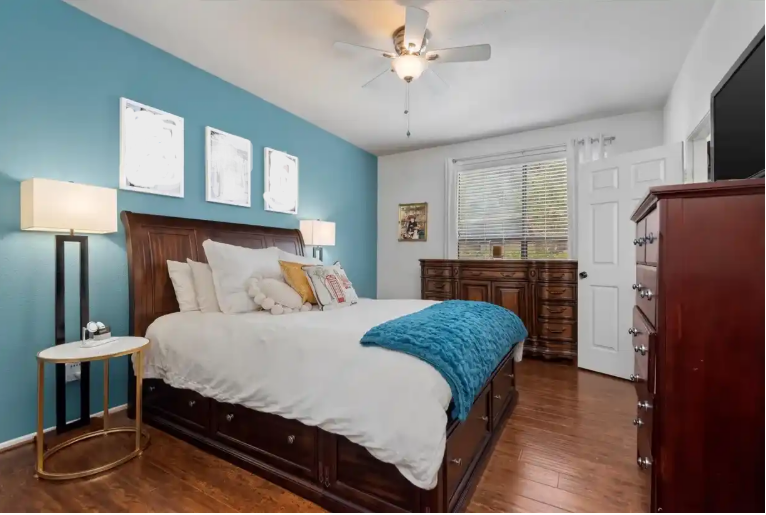 1881 Bering Dr #25 - Photo 6 of 14