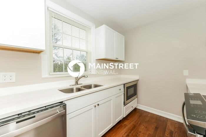 307 West Due West Avenue - Photo 7 of 20