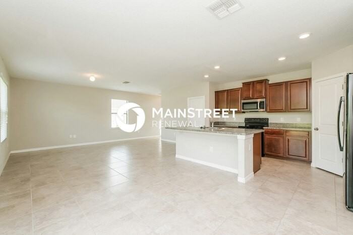 36125 Stable Wilk Avenue - Photo 4 of 19