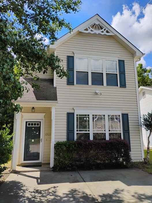 10821 Farmville Rd - Photo 2 of 36