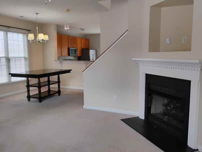 10821 Farmville Rd - Photo 6 of 36