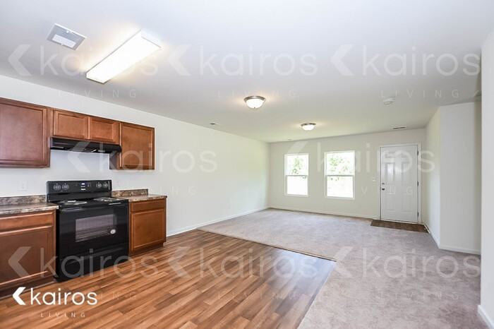 1021 Aunt Prissey Ct - Photo 5 of 12