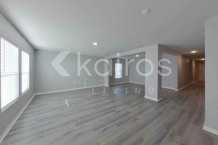 2838 Northwest 19th Place - Photo 7 of 29