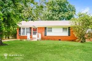 featured image of 2855 Greenside Drive Northwest