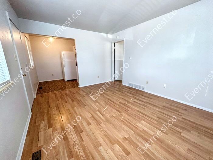 954 W Moreno Ave - Photo 7 of 15