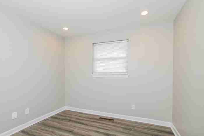 12121 Cornavin Court - Photo 7 of 10