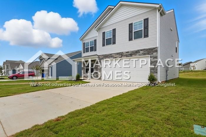 4151 Hines Ln - Photo 2 of 42