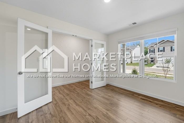 4151 Hines Ln - Photo 7 of 42