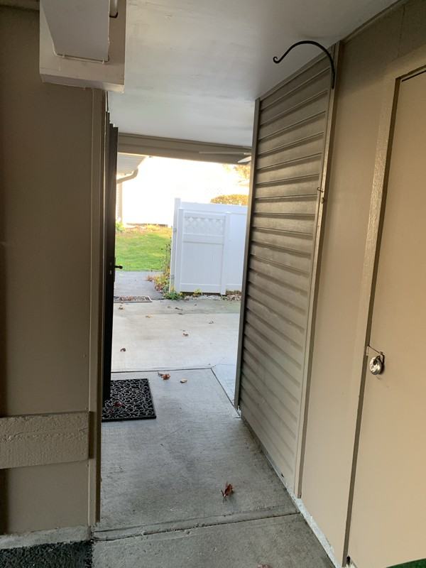 43 Commons Dr - Photo 2 of 14