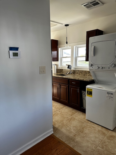 206 Division St #206 - Photo 3 of 12