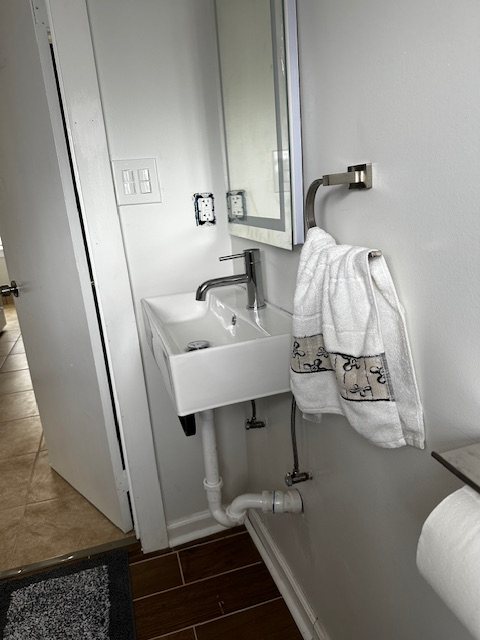 206 Division St #206 - Photo 6 of 12