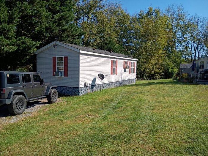 540 Gantt Dr - Photo 2 of 8