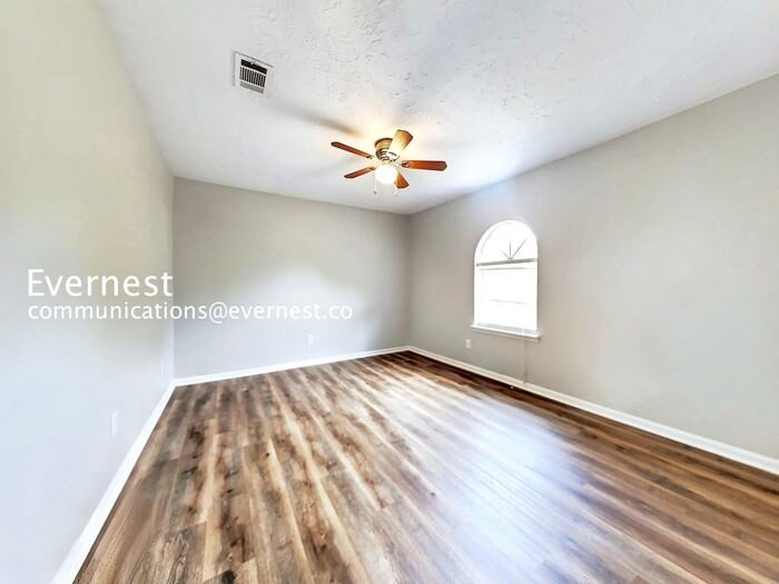 10223 Sageaspen Ln - Photo 5 of 16