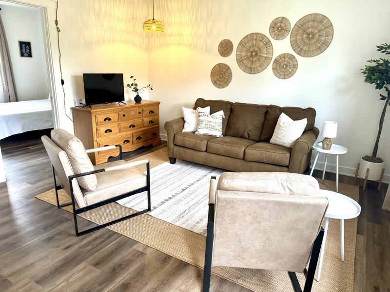 1217 Mckinley Ave - Photo 3 of 9