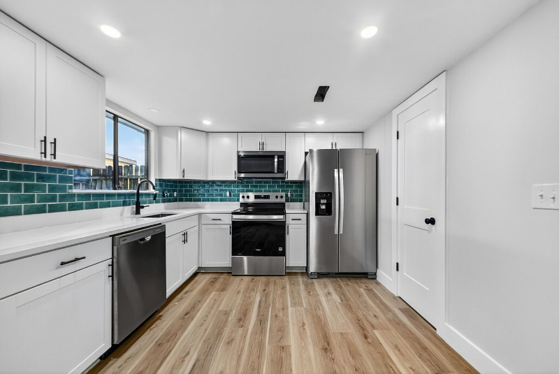 2943 Cathedral Ln - Photo 7 of 19