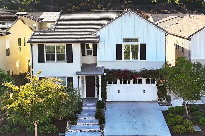 4132 Pompia Way - Photo 2 of 50