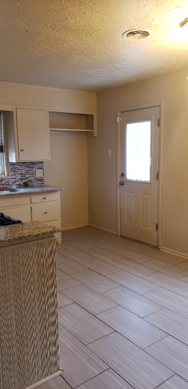 1842 N E 48Th Street - Photo 6 of 19