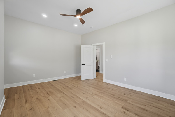 571 Hale Avenue - Photo 2 of 15