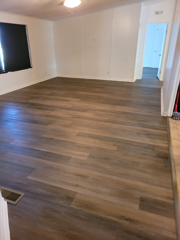 135 Tesa Dr - Photo 2 of 15
