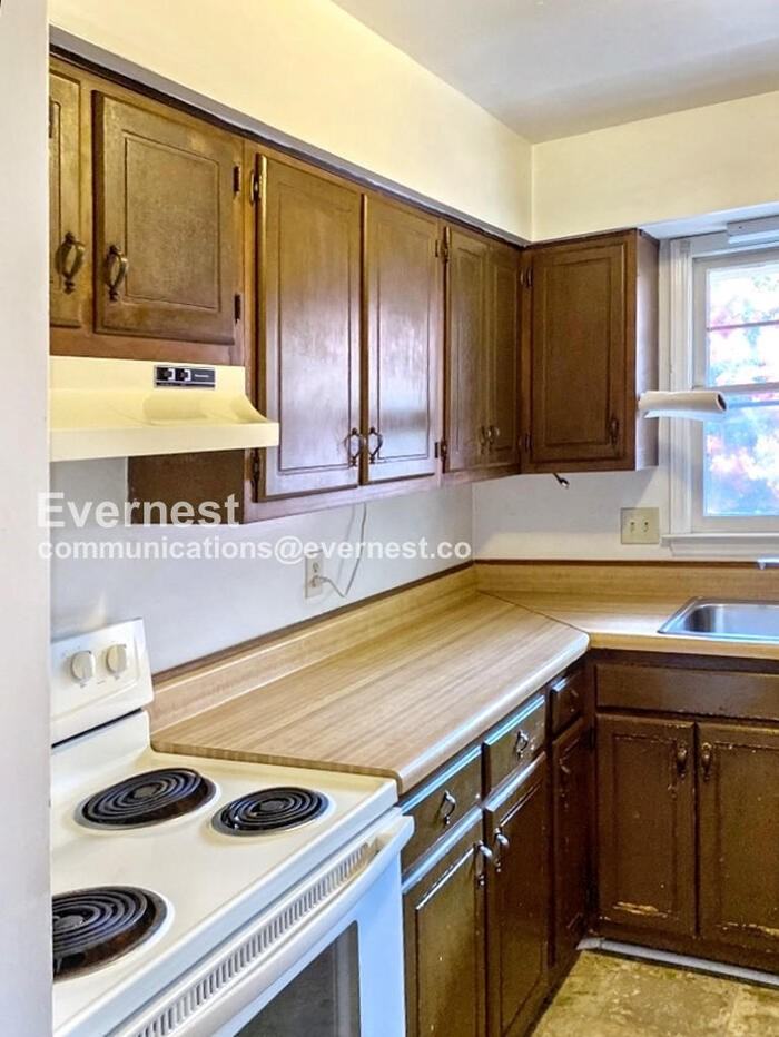 302 Patriot Ln #A - Photo 3 of 14