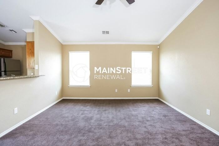 10633 Northwest 34th Street - Photo 2 of 15