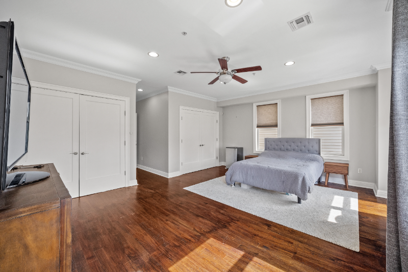 180 19th St #2 - Photo 6 of 15