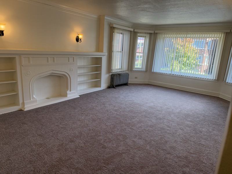 8220 S Langley Ave #1stFL - Photo 2 of 13