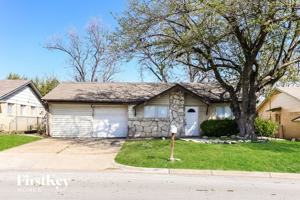 featured image of 2907 E Mitchell St