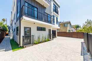 1330 Tamarind Ave #B2 - Photo 1 of 1