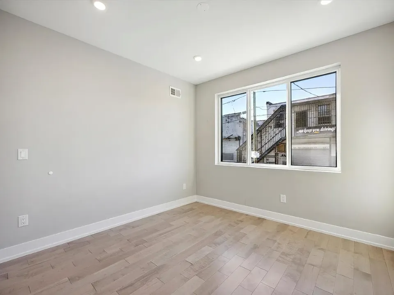 2011 North Randolph Street #10 - Photo 6 of 20