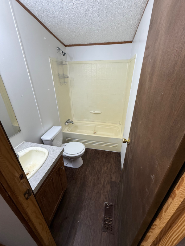 408 Mooney St - Photo 4 of 5