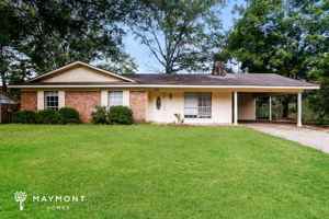 featured image of 419 Bent Tree Dr
