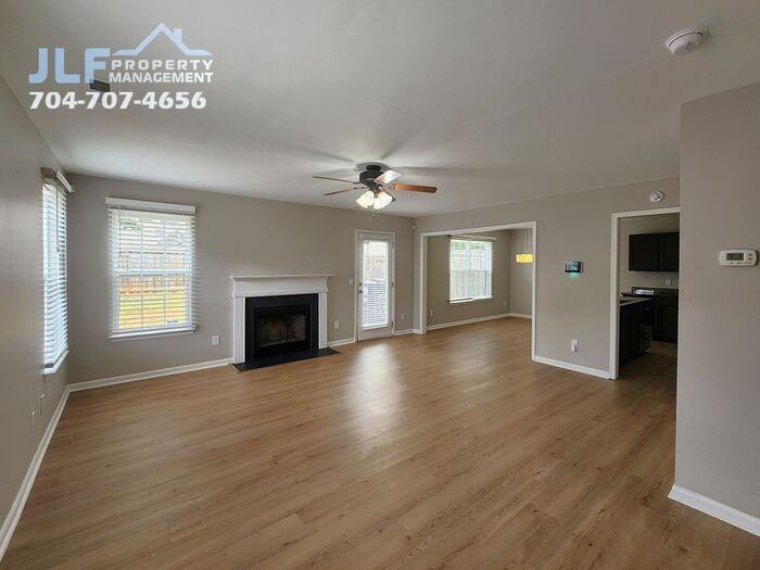 3303 Reid Brook Ln - Photo 3 of 26