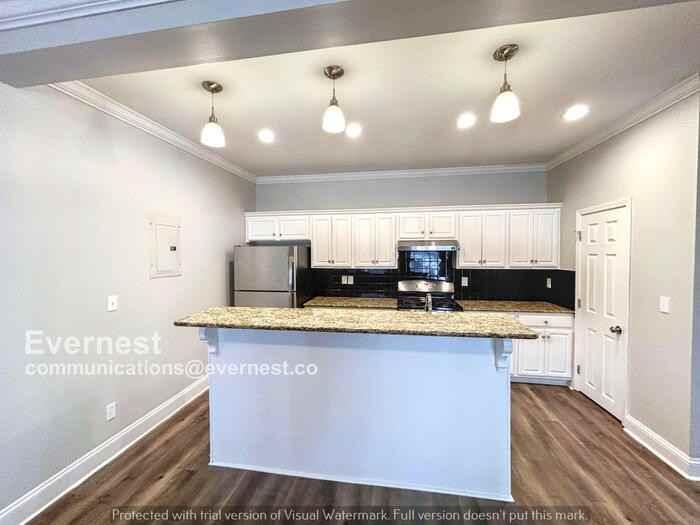 992 Lena St Nw - Photo 3 of 15